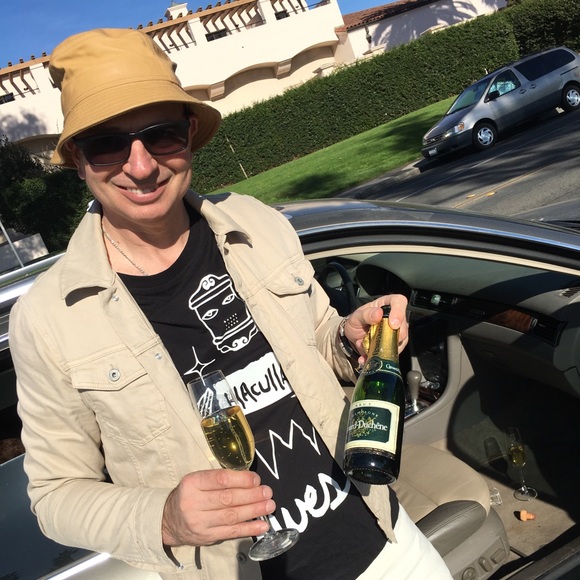 Meet your Posher, Mark - Picture 2 of 4